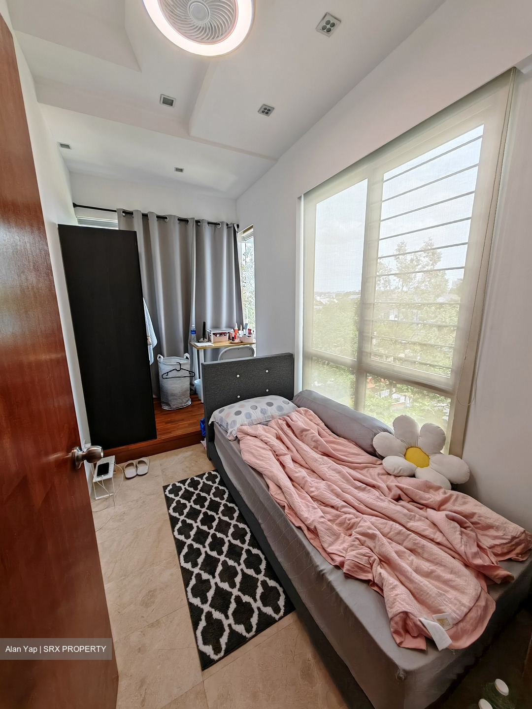 The Tessarina (D10), Condominium #558595721